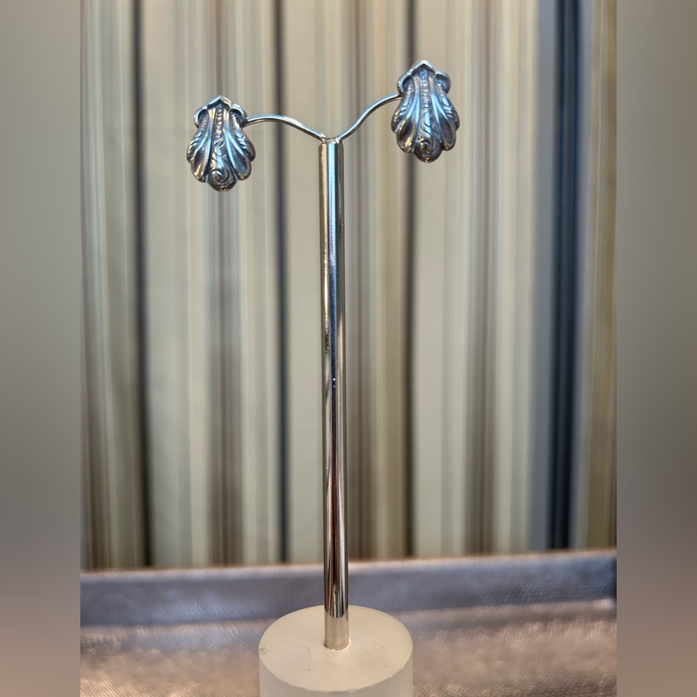 Pewter Acanthus earrings